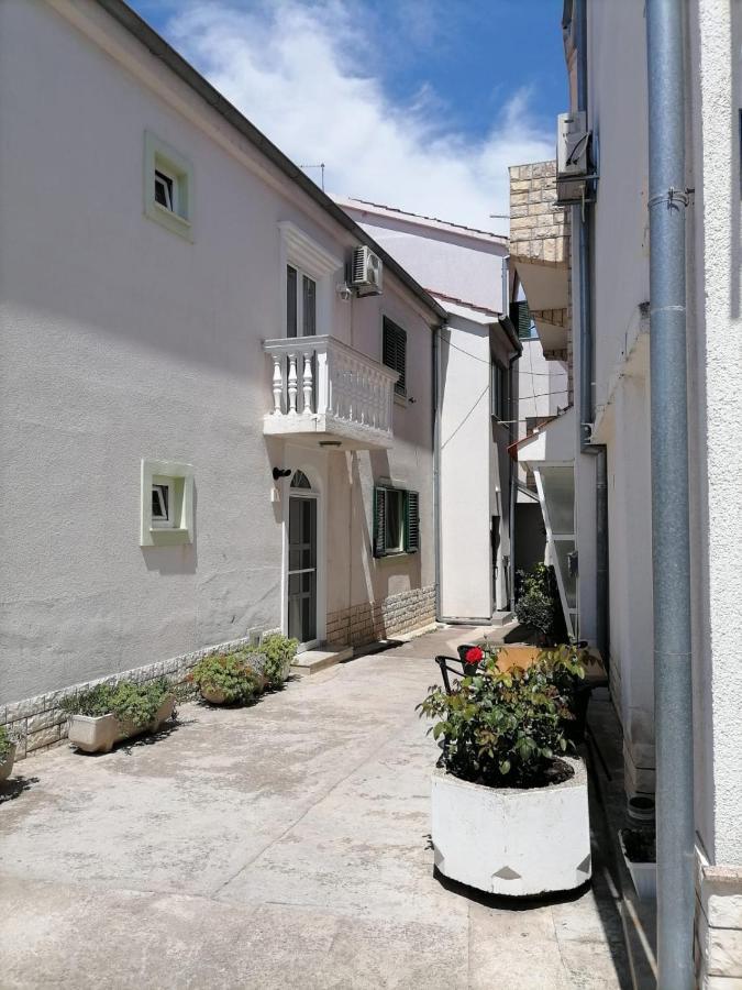 Apartmani Gajeta Biograd Na Moru Exterior foto