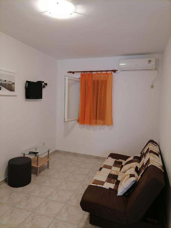 Apartmani Gajeta Biograd Na Moru Exterior foto