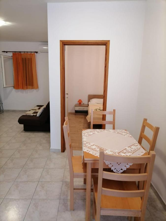 Apartmani Gajeta Biograd Na Moru Exterior foto